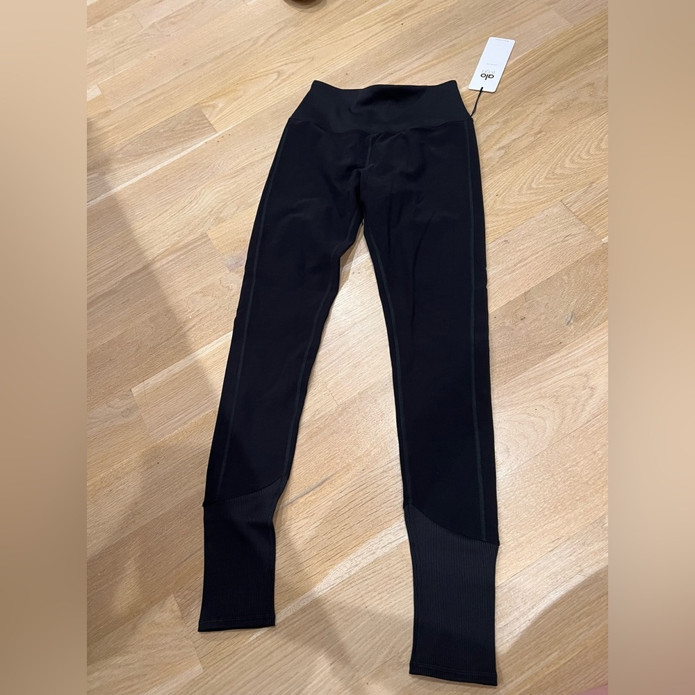 alo leggings